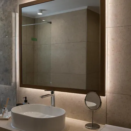 Mini City Getaway Апартаменты *