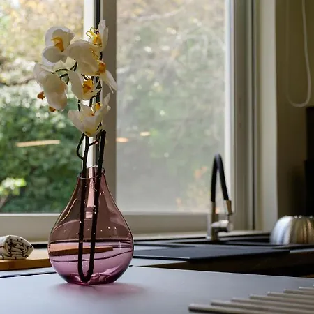 Mini City Getaway Апартаменты